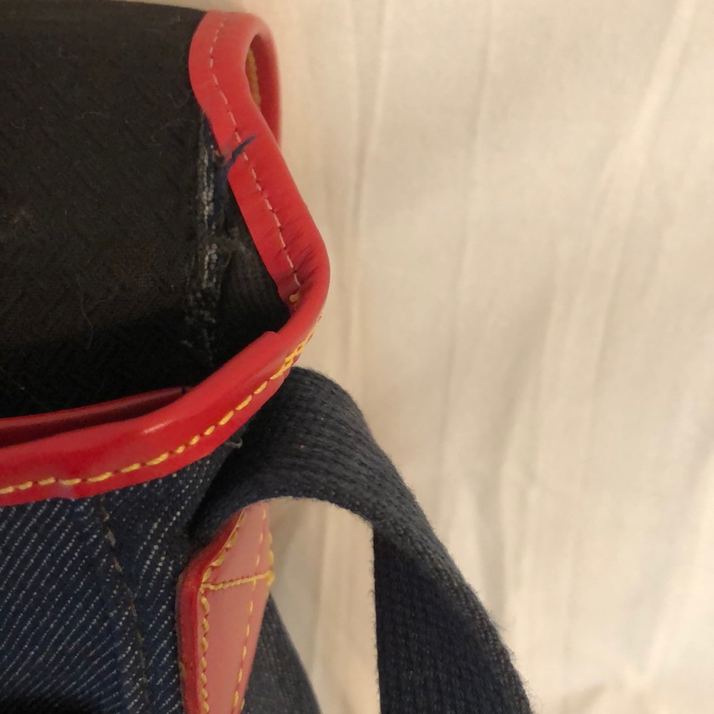 Handbag - Picture 3 of 3